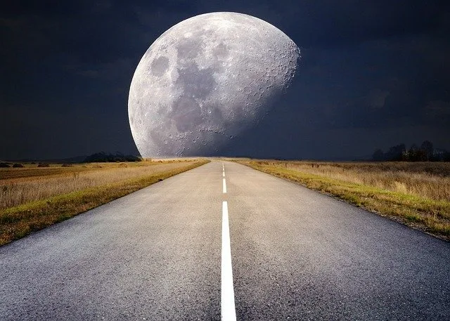 Amazing Facts about our natural satellite Moon natural satellite Moon